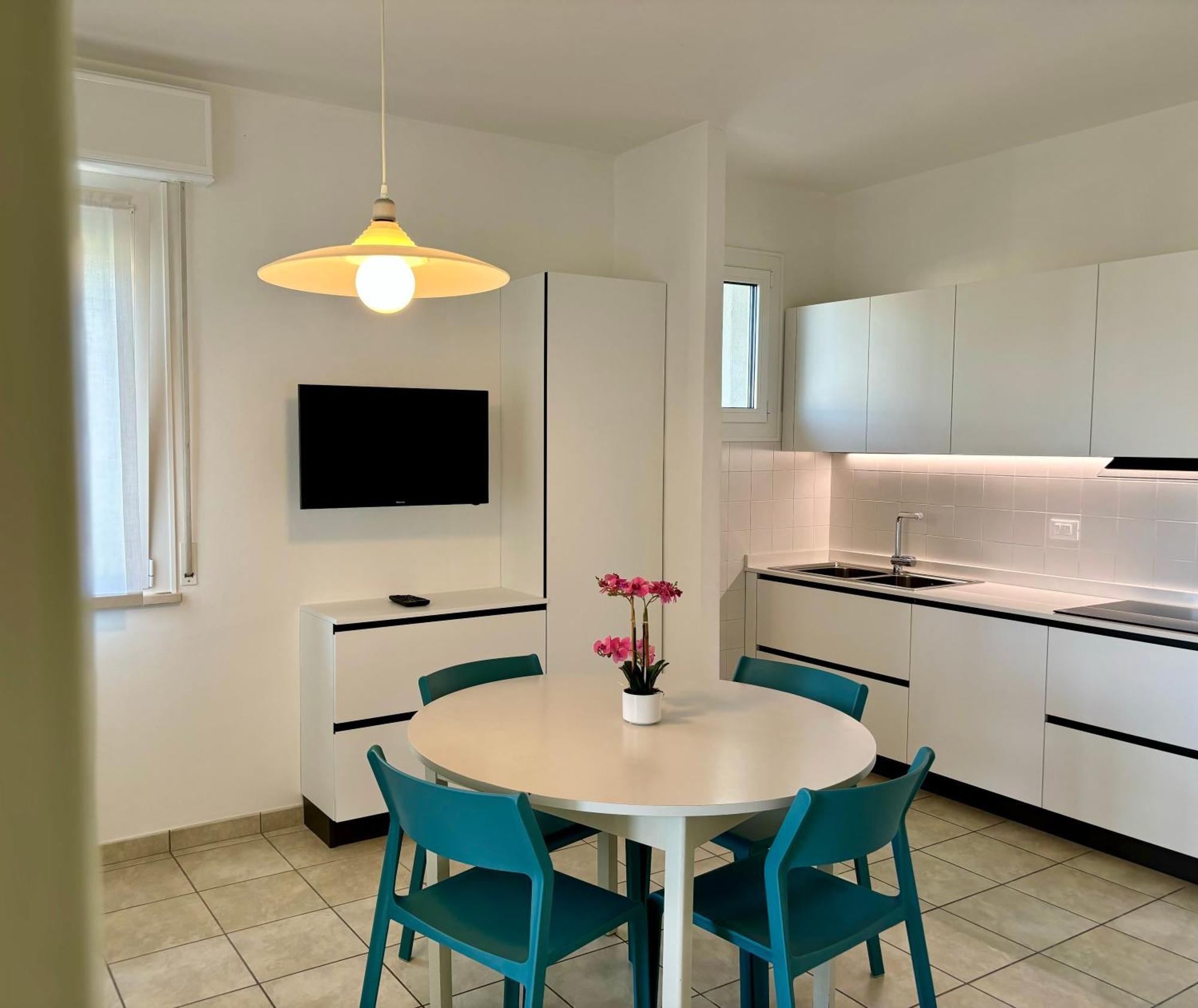 Villa Giorgio 4 Terrazza Privata 비비오네 외부 사진